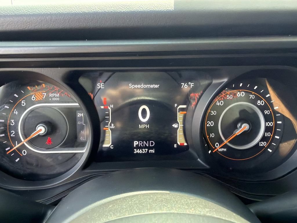 Used 2024 Jeep Wrangler Unlimited Rubicon AWD/4WD image 25