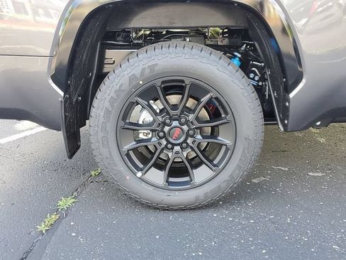 New 2026 Toyota Tundra Platinum AWD/4WD image 5