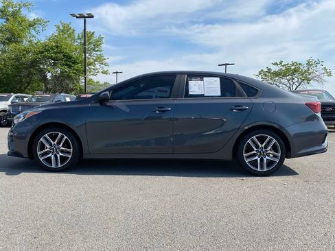 Used 2019 Kia Forte S w/ S Premium Package FWD image 4