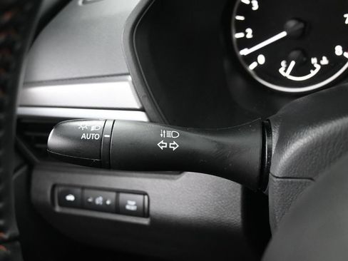 Used 2023 Nissan Altima 2.5 SR FWD image 24