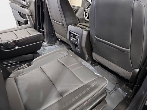 Used 2024 Chevrolet Tahoe RST w/ Luxury Package AWD/4WD image 13