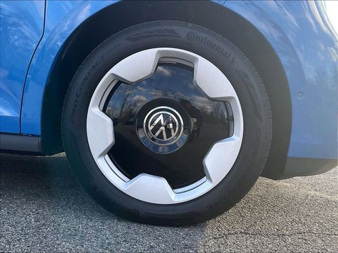 New 2025 Volkswagen ID. Buzz Pro S Plus image 8