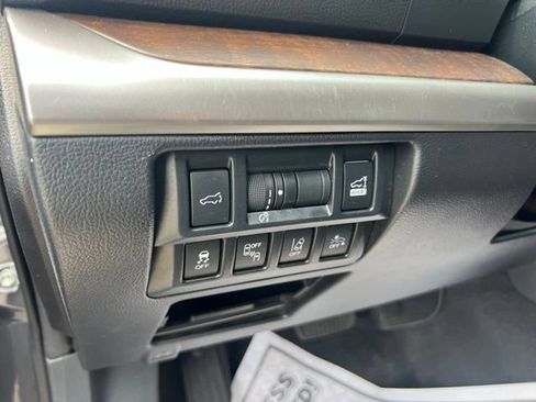 Used 2018 Subaru Outback 3.6R Limited AWD/4WD image 10