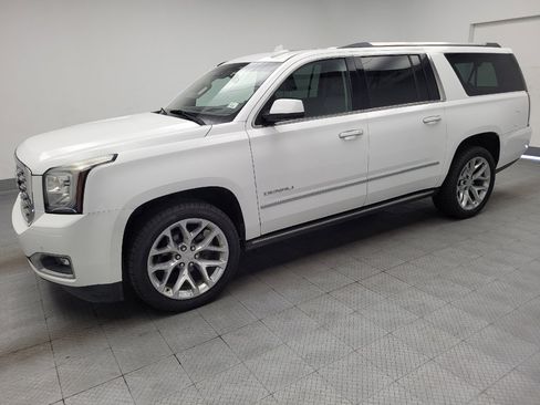 Used 2019 GMC Yukon XL Denali w/ Denali Ultimate Package AWD/4WD image 2