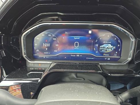 Used 2022 Chevrolet Silverado 1500 LT image 16