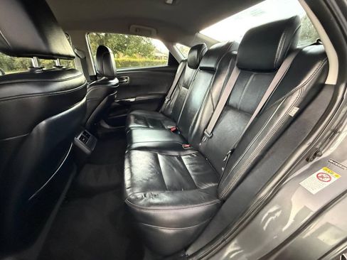 Used 2018 Toyota Avalon XLE FWD image 11