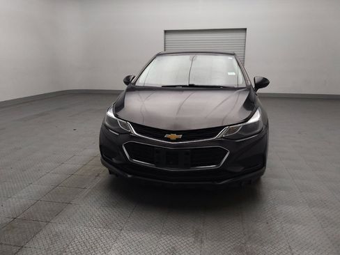 Used 2017 Chevrolet Cruze LT FWD image 15