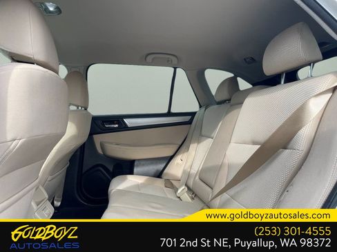 Used 2018 Subaru Outback 2.5i Premium image 27