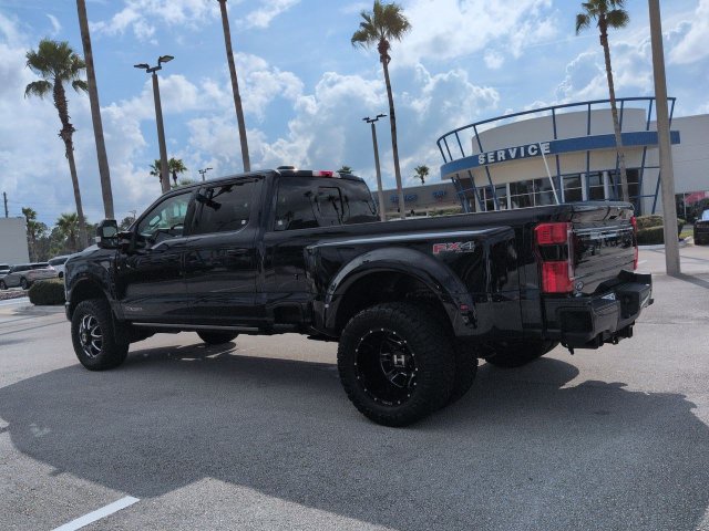 Certified 2025 Ford F350 Platinum w/ FX4 Off-Road Package AWD/4WD image 6