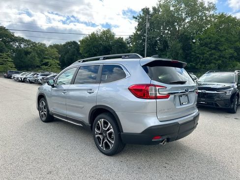 New 2025 Subaru Ascent Limited image 11