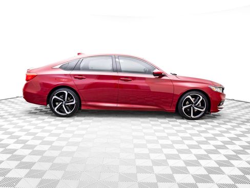 Used 2018 Honda Accord Sport image 6
