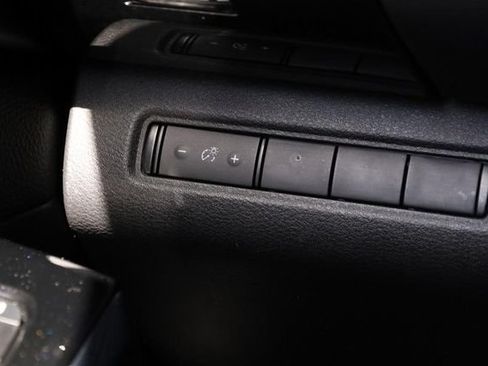 Certified 2022 Nissan Pathfinder S FWD image 19