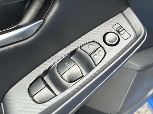 Used 2024 Nissan Sentra SV FWD image 17