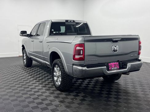 Used 2022 RAM 3500 Limited AWD/4WD image 3