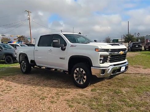 New 2026 Chevrolet Silverado 2500 LT w/ Texas Edition image 2