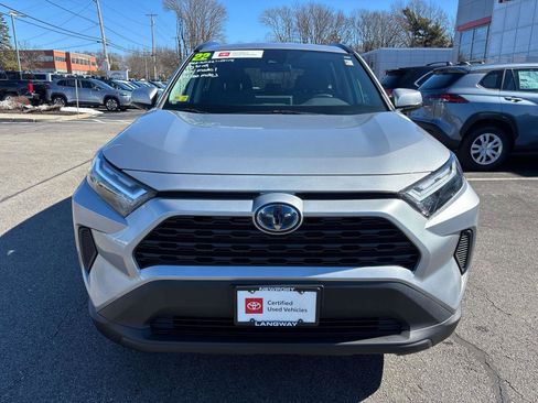 Used 2022 Toyota RAV4 XLE image 5
