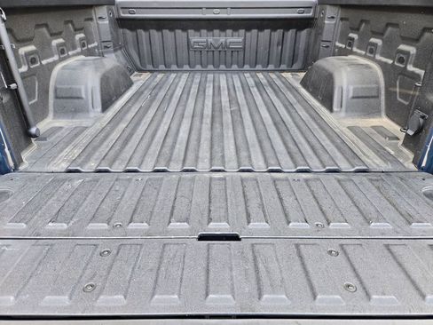 Used 2022 GMC Sierra 1500 SLT image 30