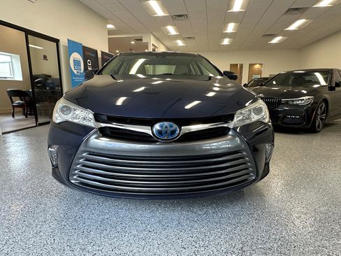 Used 2015 Toyota Camry XLE image 11