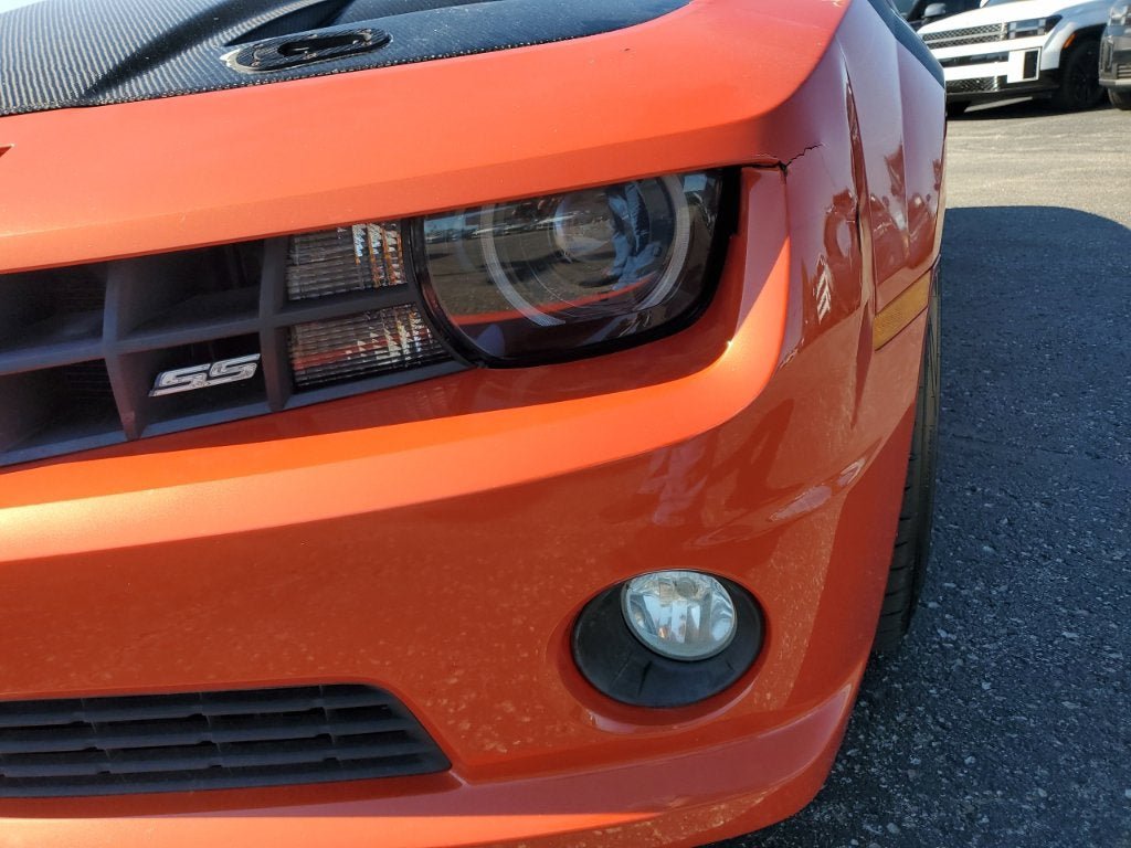 Used 2011 Chevrolet Camaro SS w/ Black Stripe Package RWD image 9