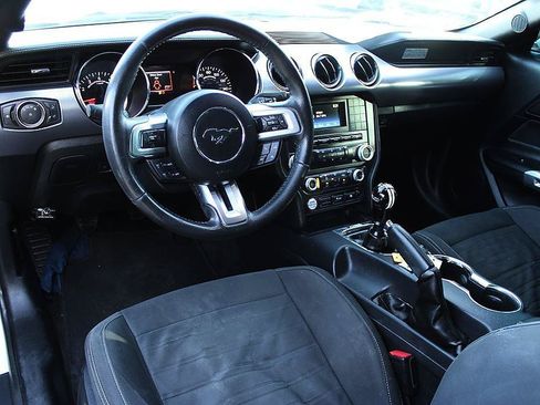 Used 2015 Ford Mustang GT RWD image 17