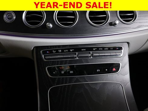 Certified 2022 Mercedes-Benz E 350 4MATIC Sedan image 23