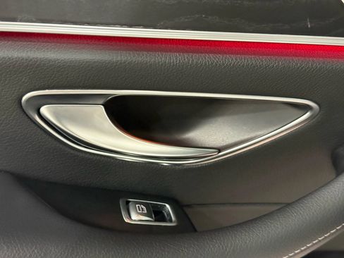 Used 2019 Mercedes-Benz E 300 4MATIC w/ Premium 1 Package image 75