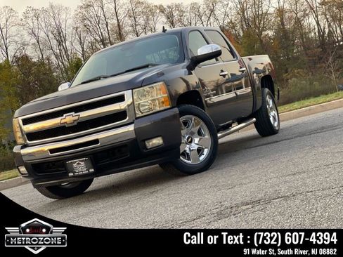 Used 2011 Chevrolet Silverado 1500 LT w/ Texas Edition image 13