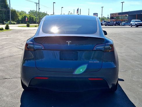 Used 2022 Tesla Model Y Performance AWD/4WD image 23