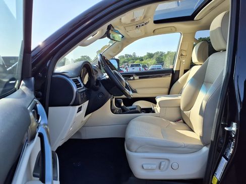 Used 2023 Lexus GX 460 Premium w/ Premium Package AWD/4WD image 27