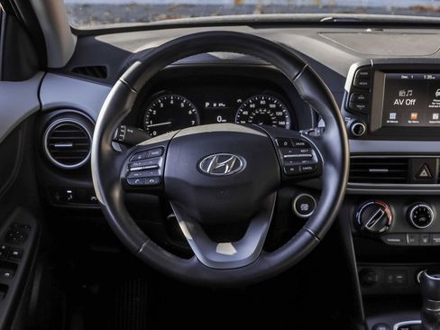 Used 2019 Hyundai Kona SEL image 25