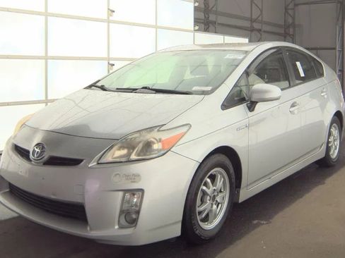 Used 2010 Toyota Prius Three FWD image 1
