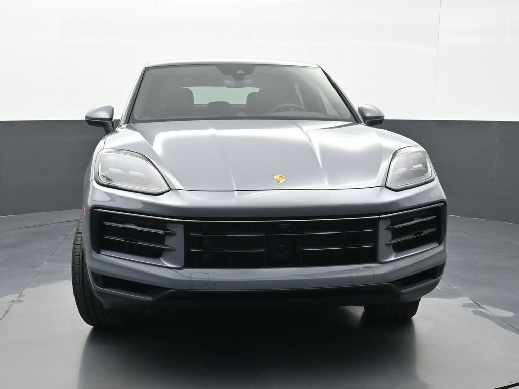 Certified 2024 Porsche Cayenne Coupe AWD/4WD image 25