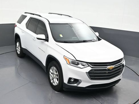 Used 2020 Chevrolet Traverse LT FWD image 20