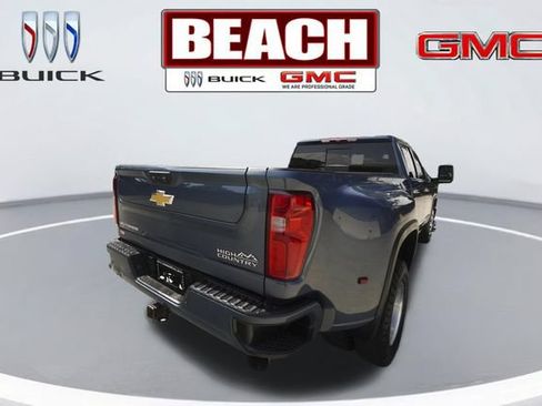 Used 2024 Chevrolet Silverado 3500 High Country AWD/4WD image 3