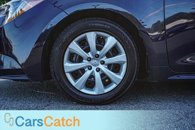 Used 2020 Toyota Corolla LE FWD image 16