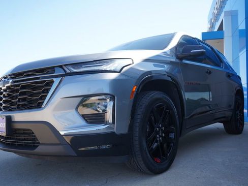 Used 2023 Chevrolet Traverse Premier w/ Redline Edition FWD image 4