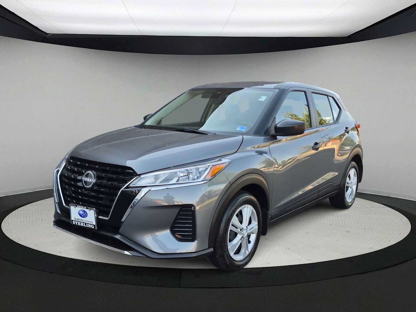 Used 2025 Nissan Kicks Play S FWD image 4