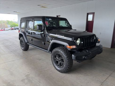 Used 2022 Jeep Wrangler Unlimited Sport image 3