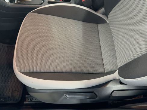 Used 2023 Volkswagen Taos S image 14