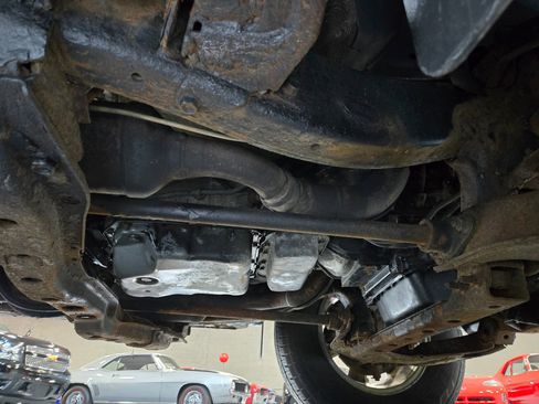 Used 2002 Isuzu Rodeo Sport RWD image 55