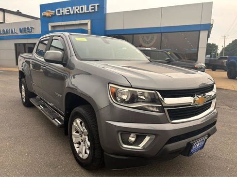 Used 2018 Chevrolet Colorado LT AWD/4WD image 14