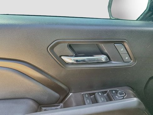 Used 2025 GMC Canyon Elevation w/ Convenience Package RWD image 9