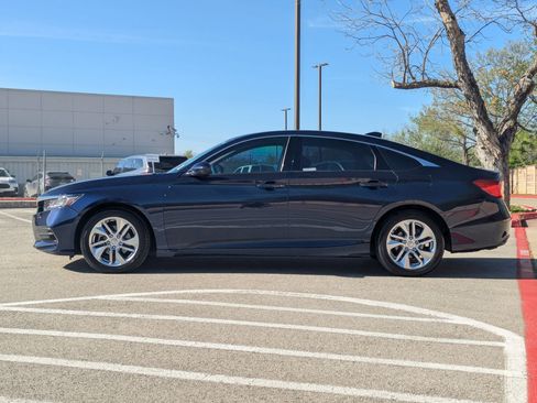 Used 2019 Honda Accord LX image 6