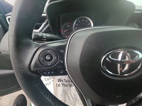 Used 2022 Toyota Corolla Cross LE AWD/4WD image 17