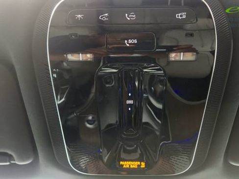 Used 2025 Mercedes-Benz GLC 350e 4MATIC image 72