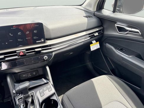 New 2026 Kia Sportage LX AWD/4WD image 11