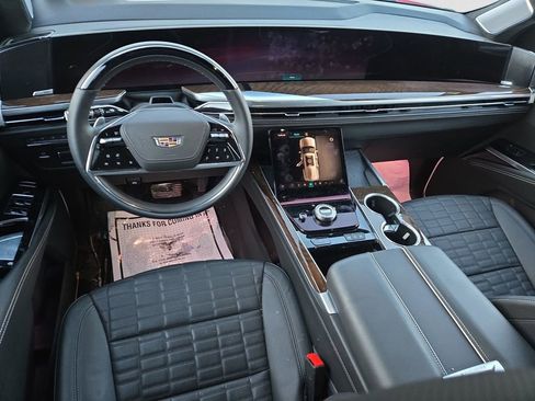 Certified 2025 Cadillac Escalade Sport Platinum w/ LPO, ONYX Package image 12