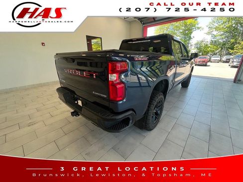Used 2021 Chevrolet Silverado 1500 Custom Trail Boss AWD/4WD image 6