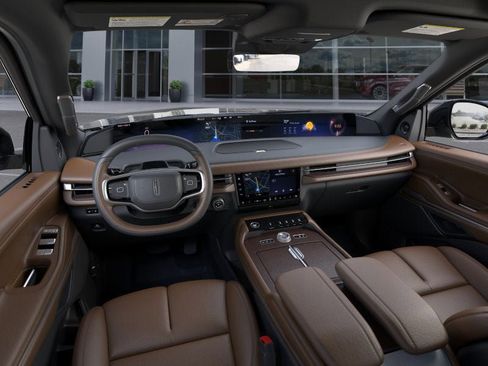 New 2025 Lincoln Navigator Reserve image 9