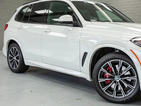 Used 2023 BMW X5 xDrive40i w/ Executive Package image 8